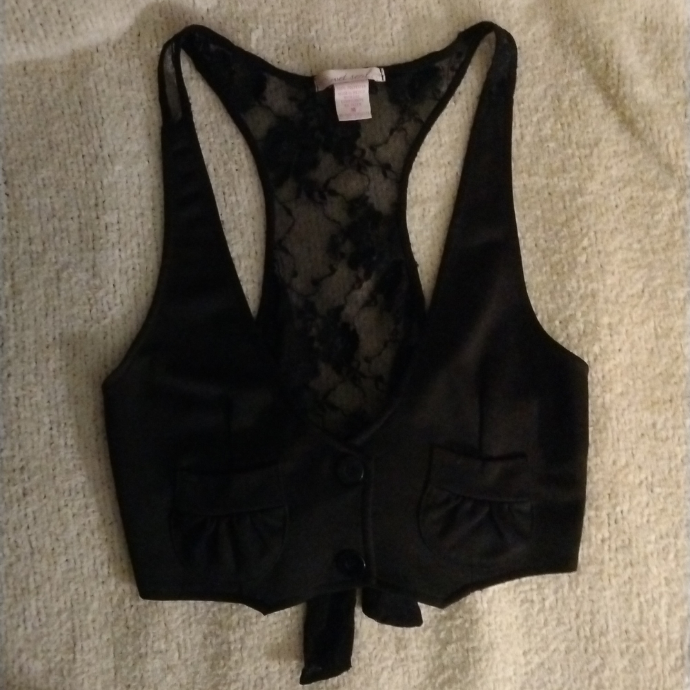 Wet seal vest
